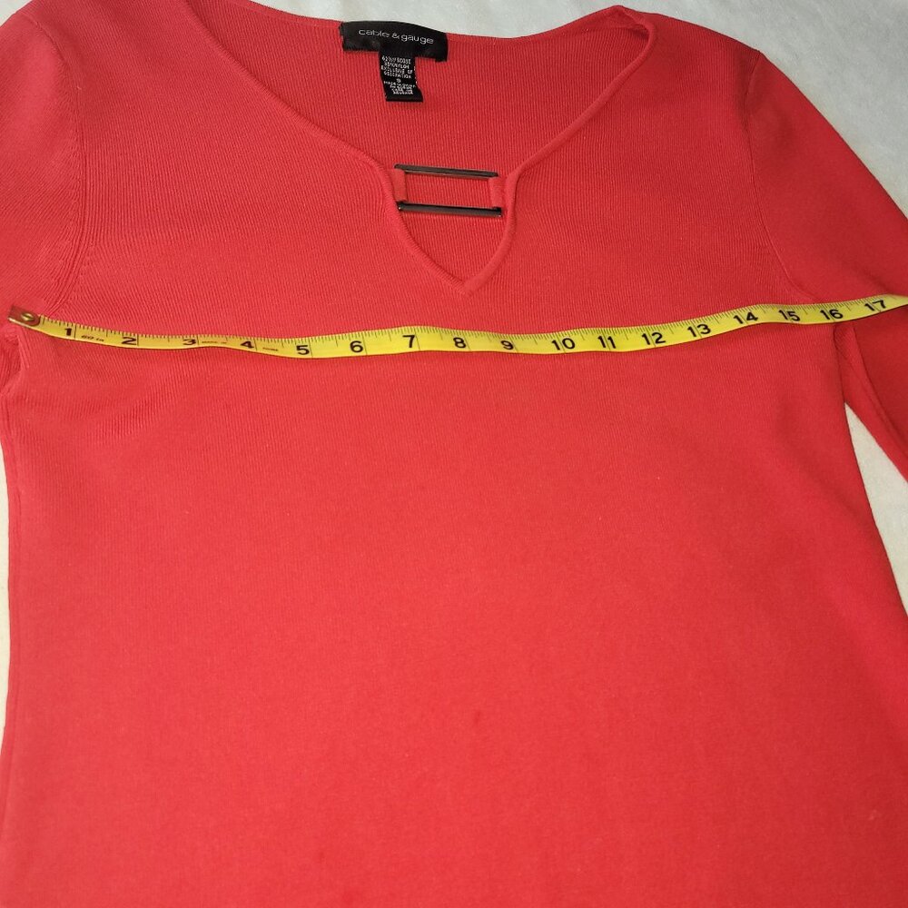 Classy Red Top Size S for Fall or Spring Collection - Picture 4 of 6